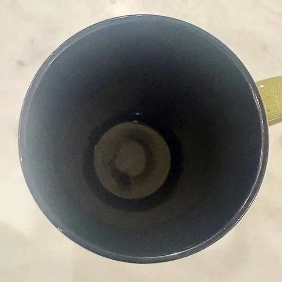 Arctic Circle Alaska Leggy Bear Green Mug - Picture 5 of 9